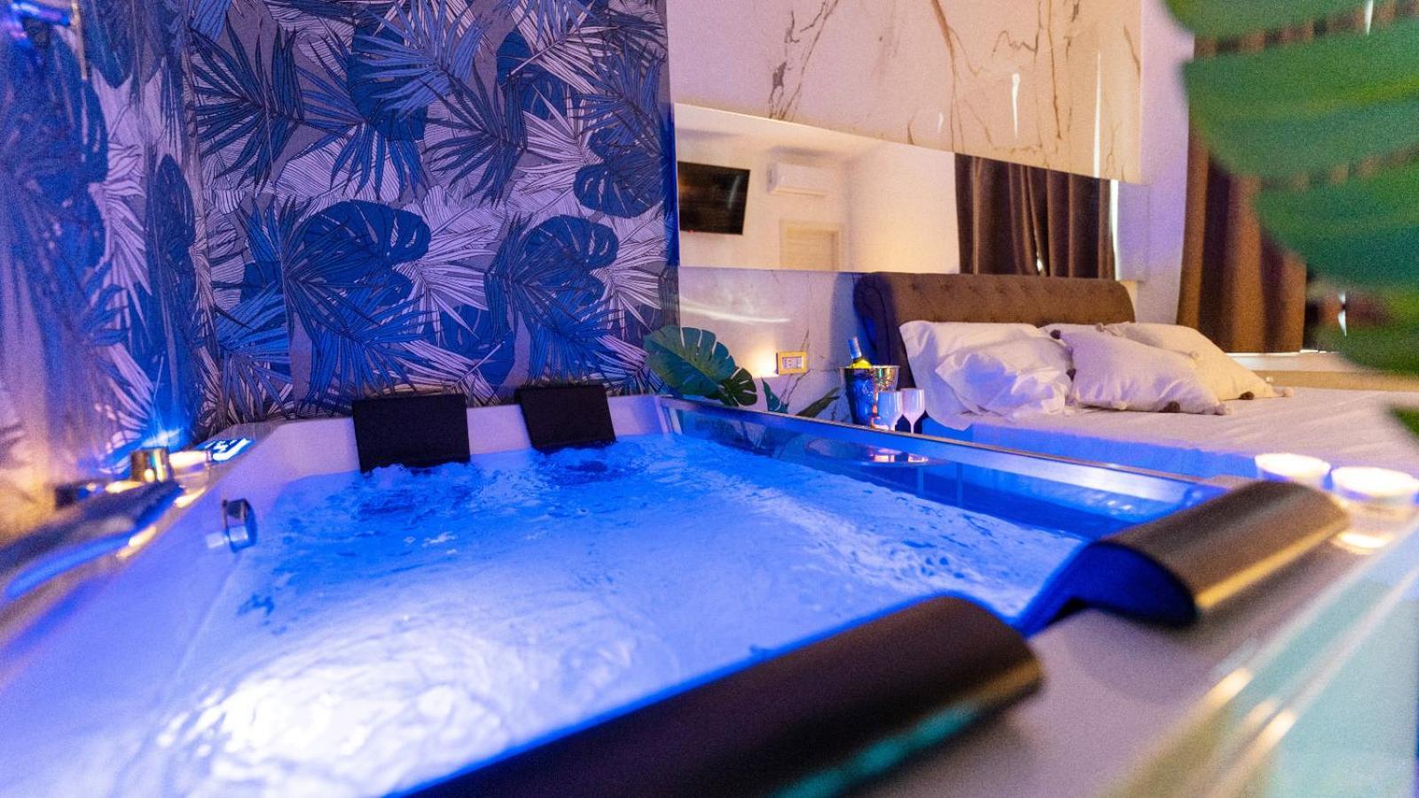 Mazzini Luxury Jacuzzy Suite CTA Exteriör bild